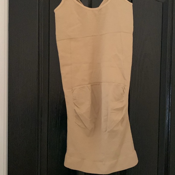 Shapewear size small - Picture 3 of 5